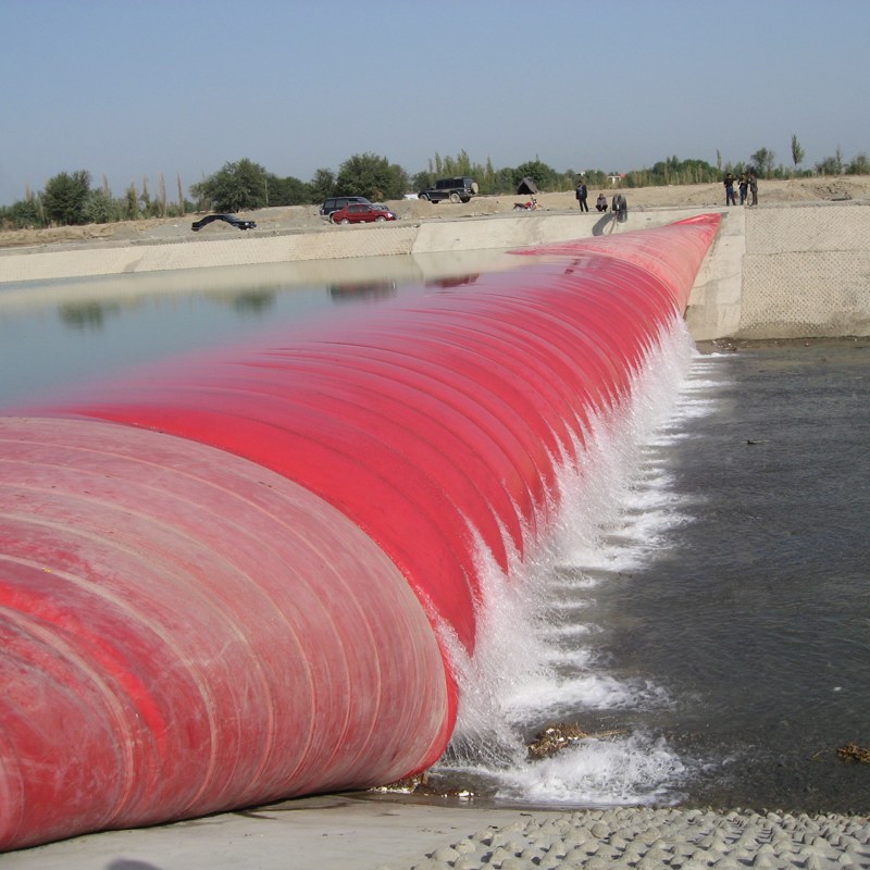 Sloping Inflatable Rubber Dam