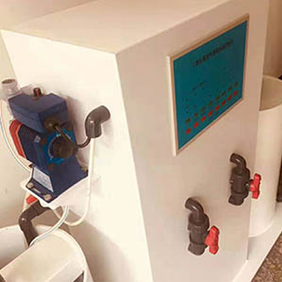 Chlorine dioxide dosing unit
