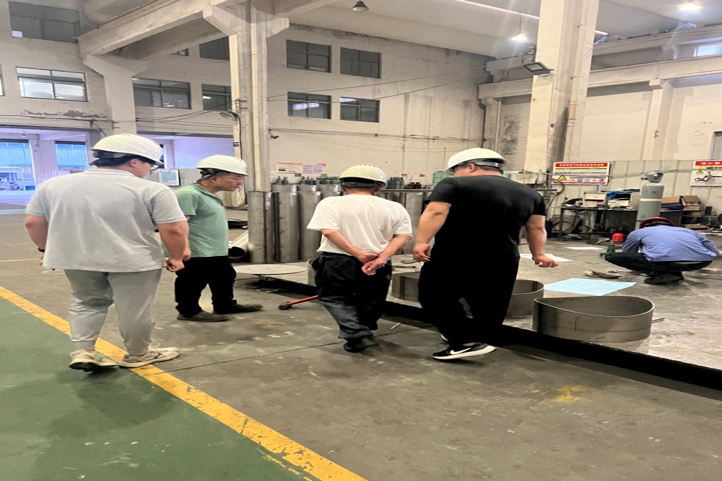 Marine alloy scrubber workshop