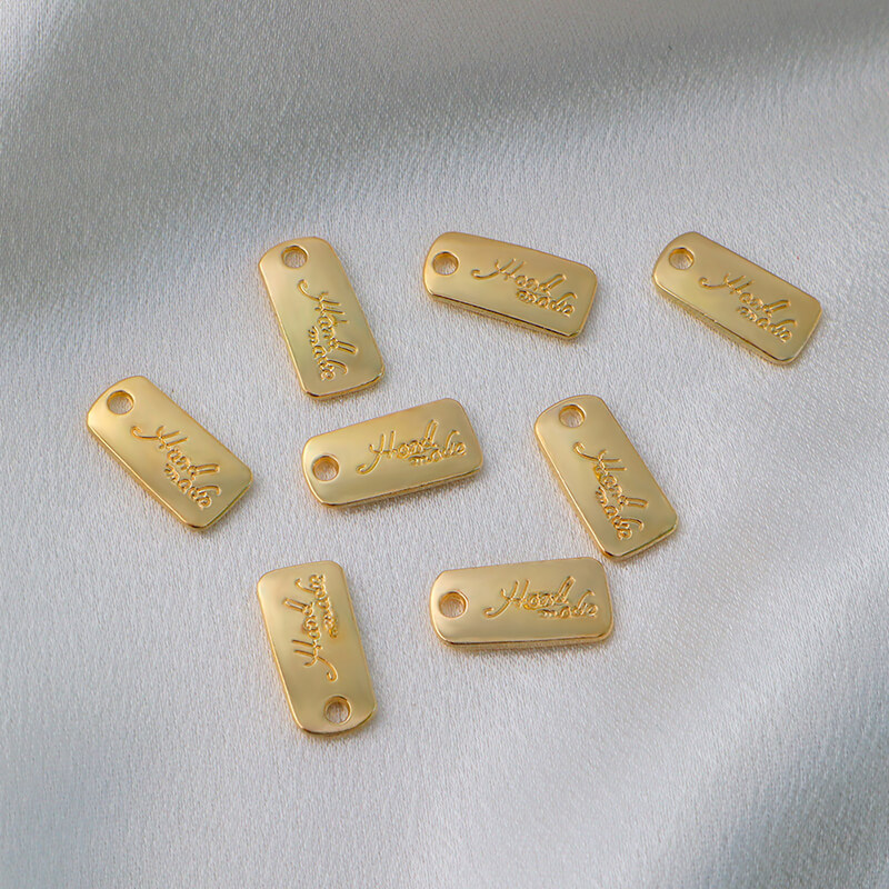 Wholesale Custom Engraved Zinc Alloy Jewelry Tags & Charms (Model: TGI-0006)