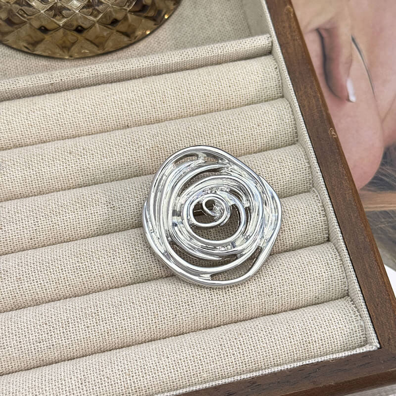 Wholesale Custom Abstract Zinc Alloy Brooch & Lapel Pin (Model: TGI-0005)