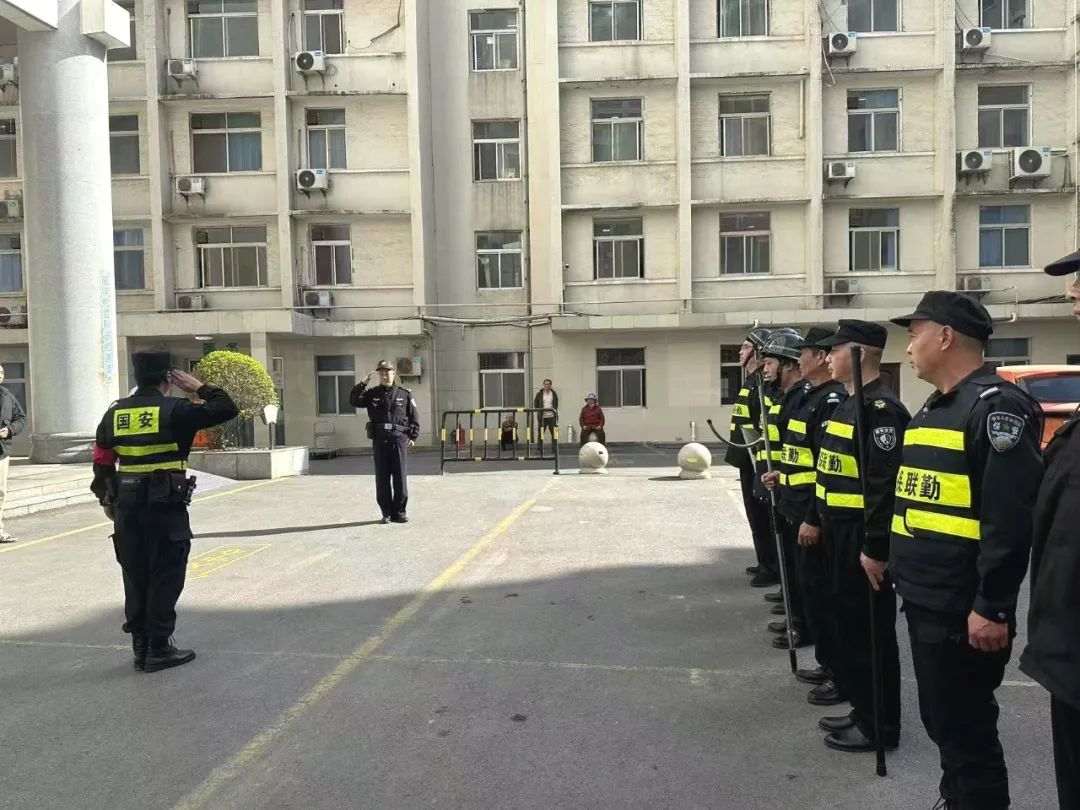 国安集团襄阳分公司与屏襄门派出所携手共筑中医医院安全防护新篇章
