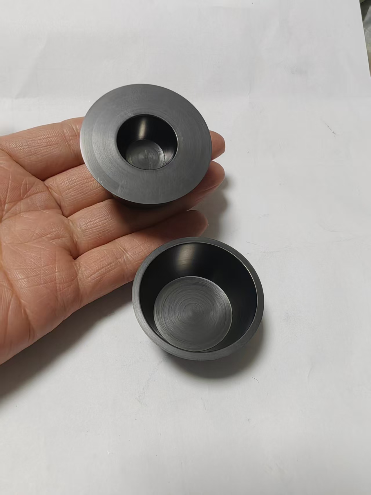 高纯石墨坩埚