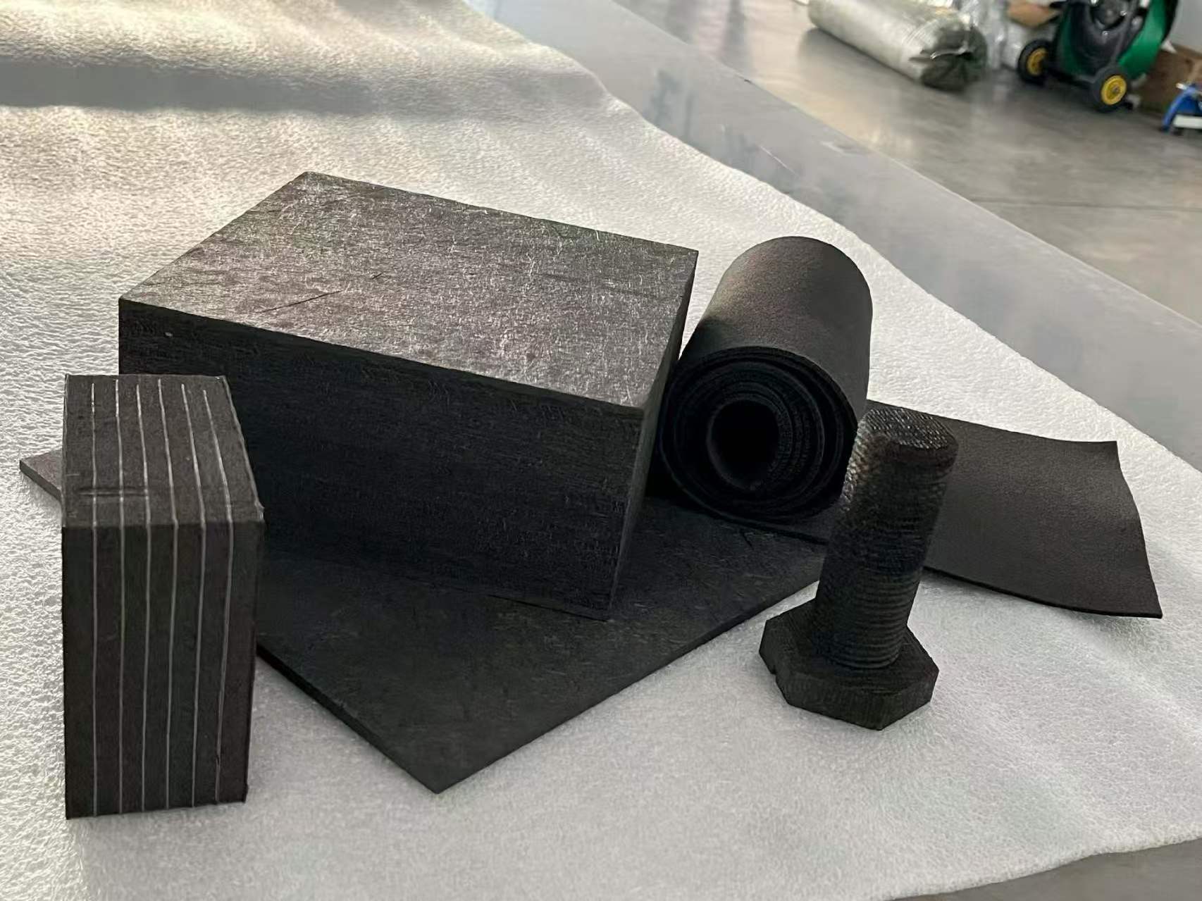 碳碳复合材料