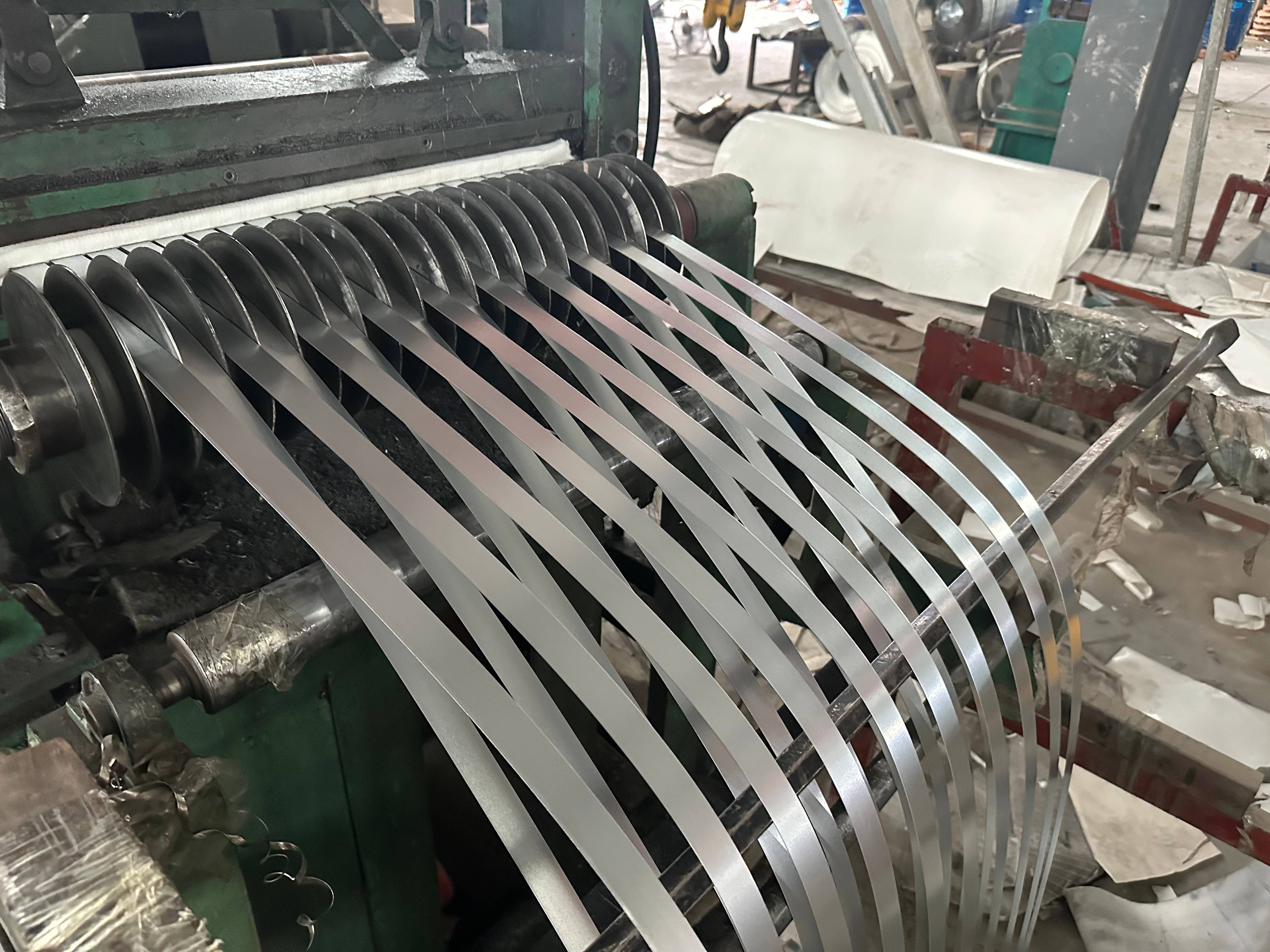 Zero-spangle galvanized steel strip