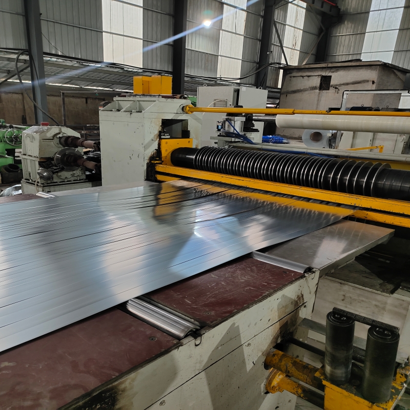 Bright galvanized steel strip