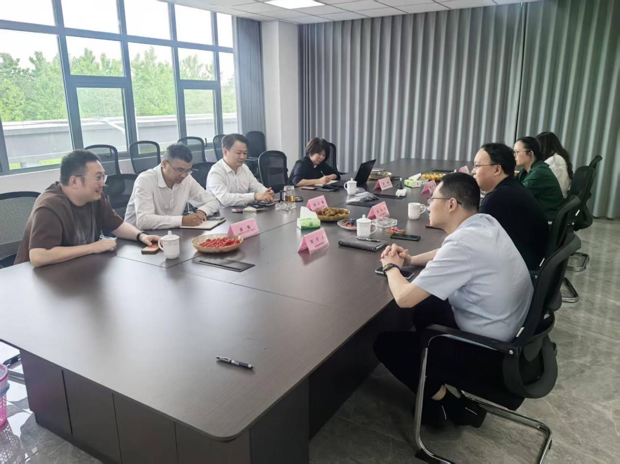 浙江省皮革塑料有限公司莅临我司考察指导 共促产业链协同发展