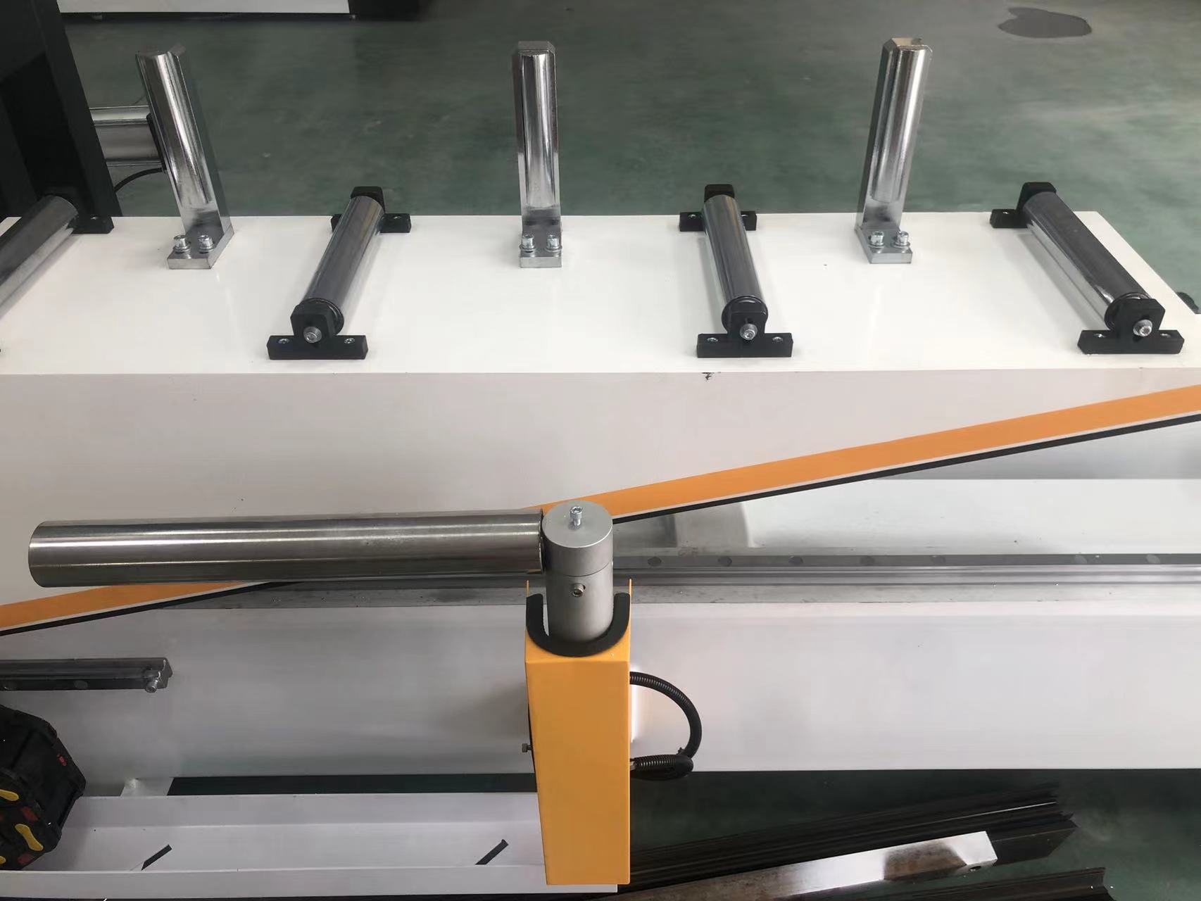 CNC Double -head Precision Cutting Saw