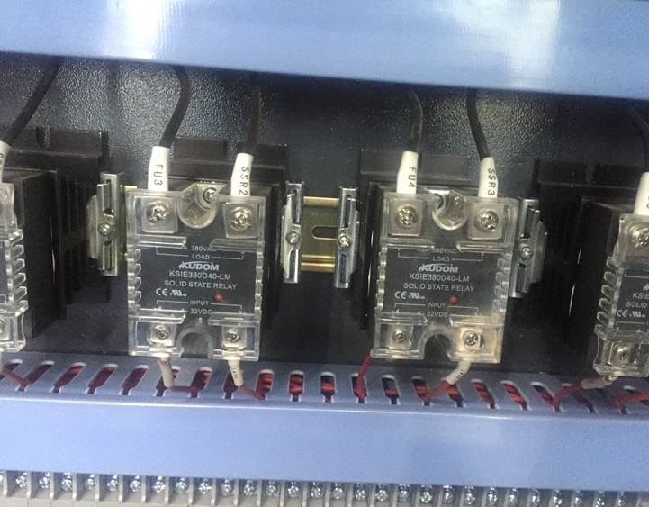 Top Grade Colorful Seamless 4-head Welding Machine