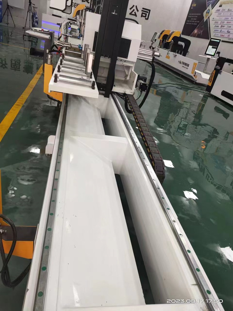 aluminum door making machine cnc double head cutting machine
