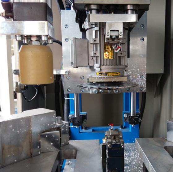 CNC Corner Cleaning Machine for PVC Win-door