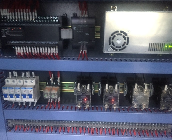 Top Grade Colorful Seamless 4-head Welding Machine