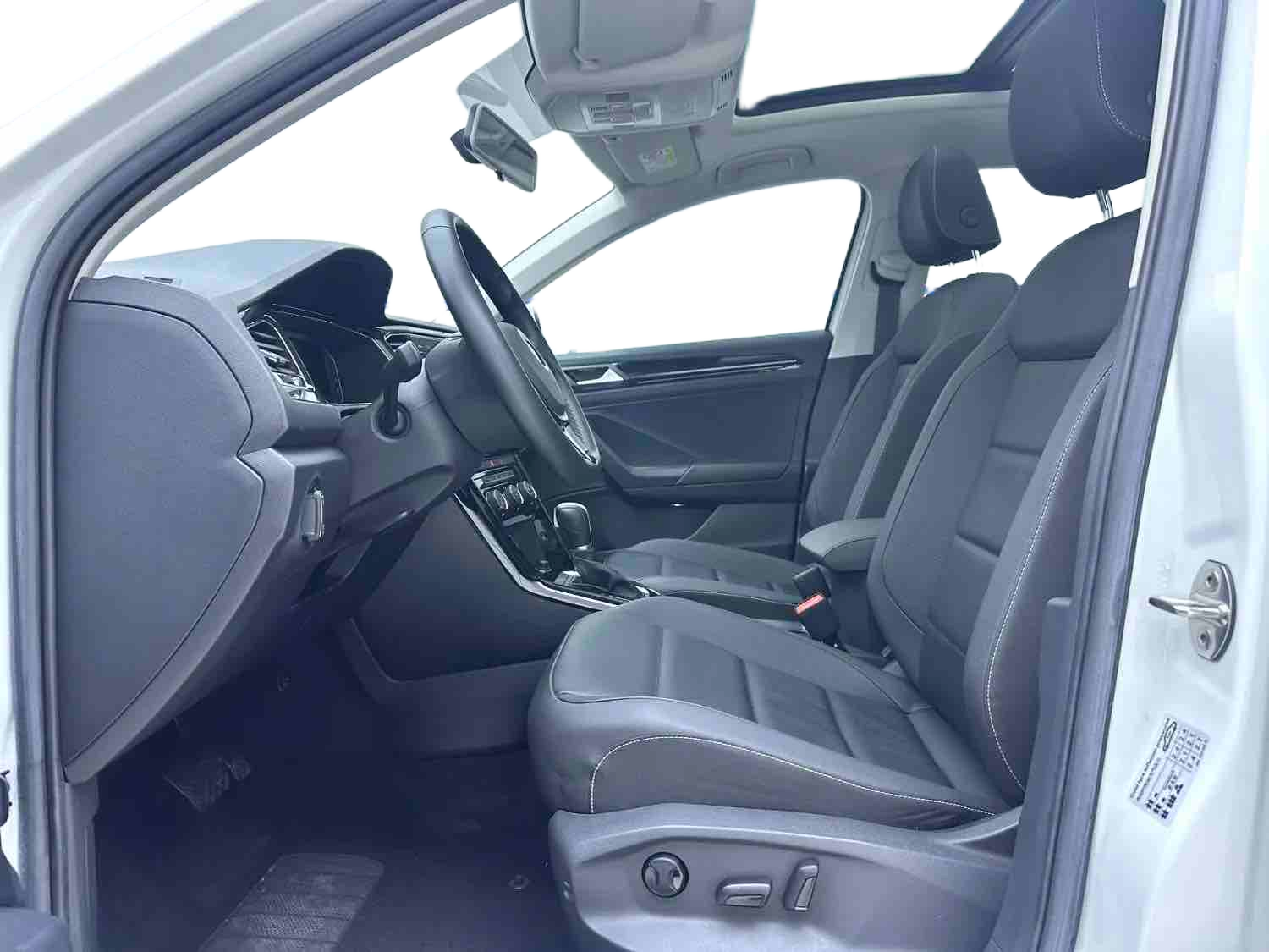 Volkswagen Exploration Song 2022 1.4TSI 280TSI 2WD Comfort PLUS Automatic Transmission