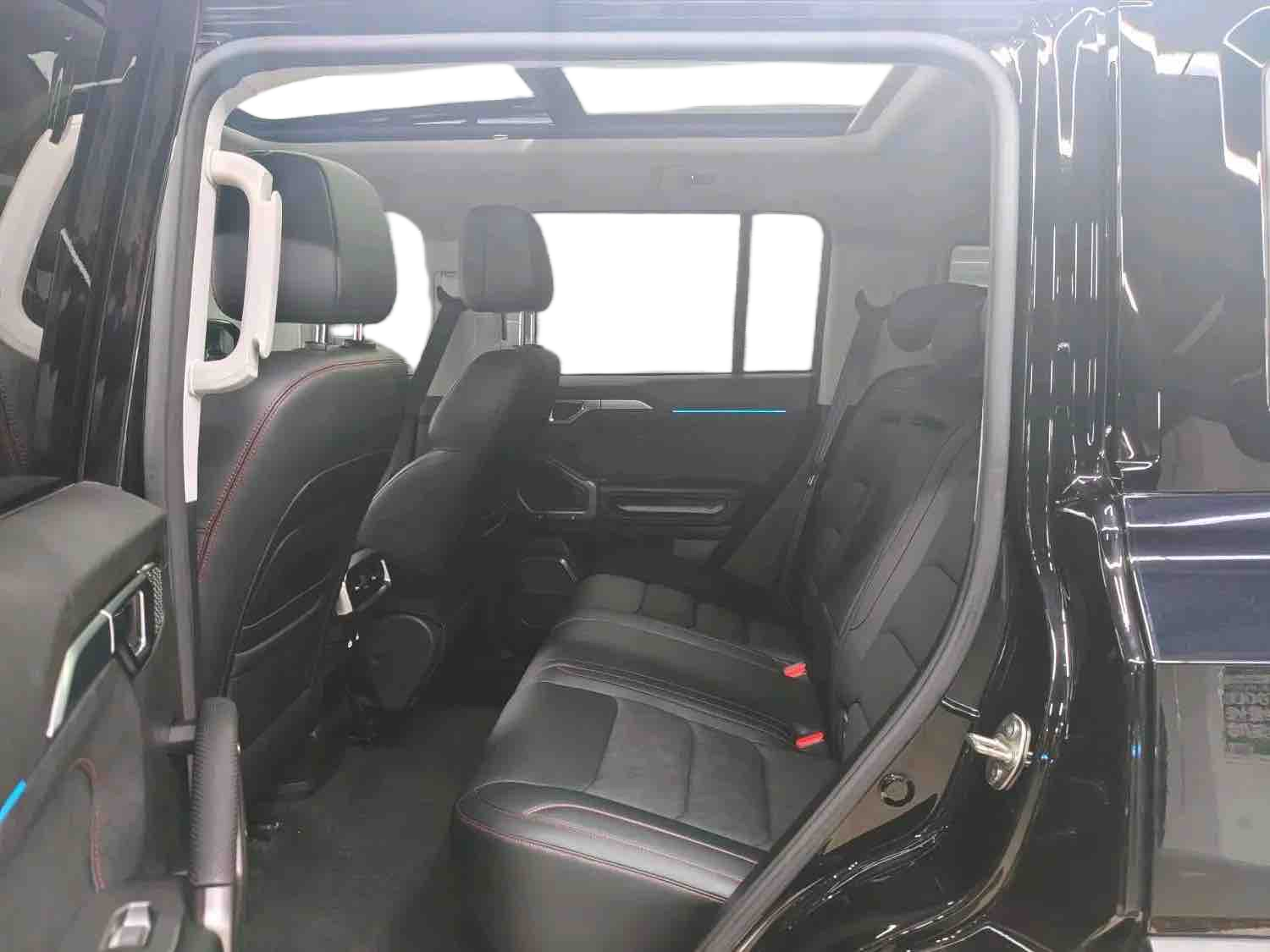 Jetour 2025 Traveler 1.5TD 2WD Exploration+Automatic Transmission