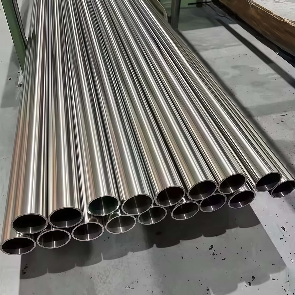 Alloy stainless steel pipe