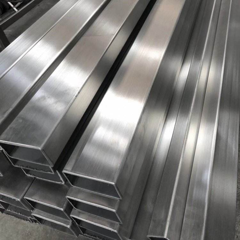 Seamless stainless steel square tube