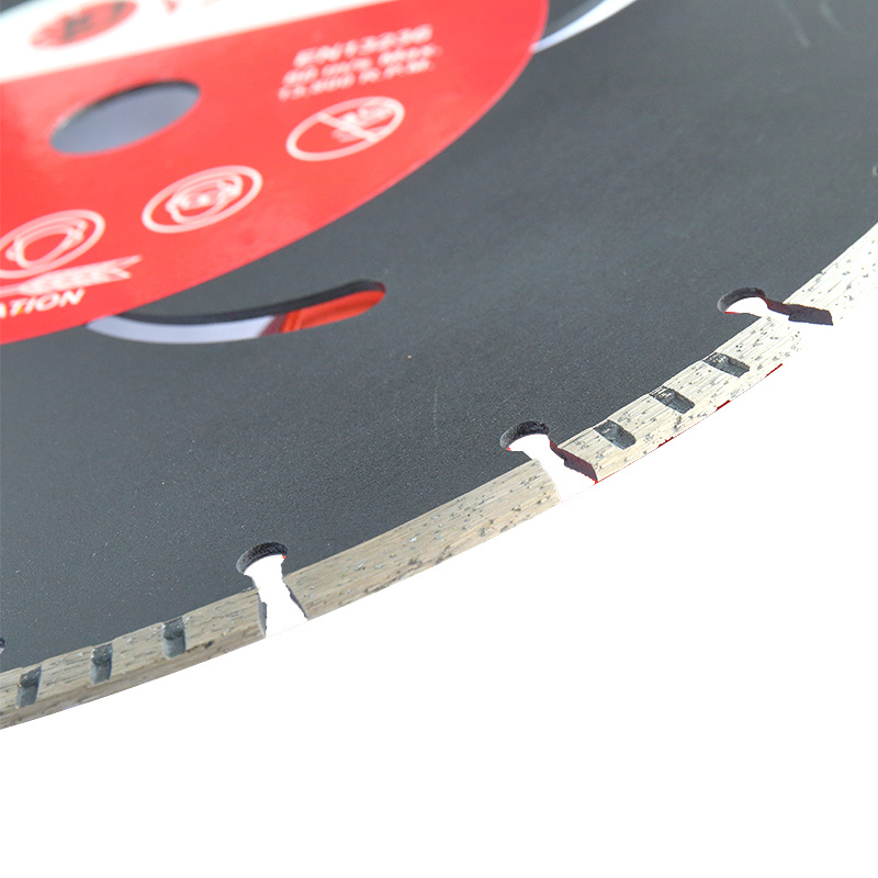 Segment saw blade