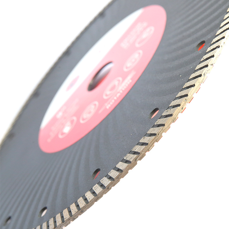 Turbo wave saw blade