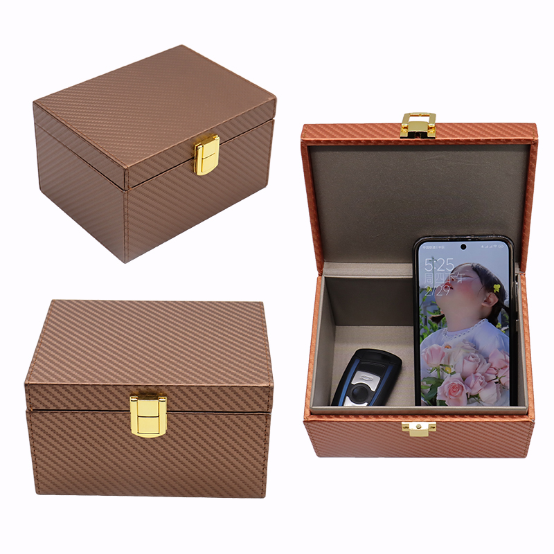 Three-color Faraday Boxes
