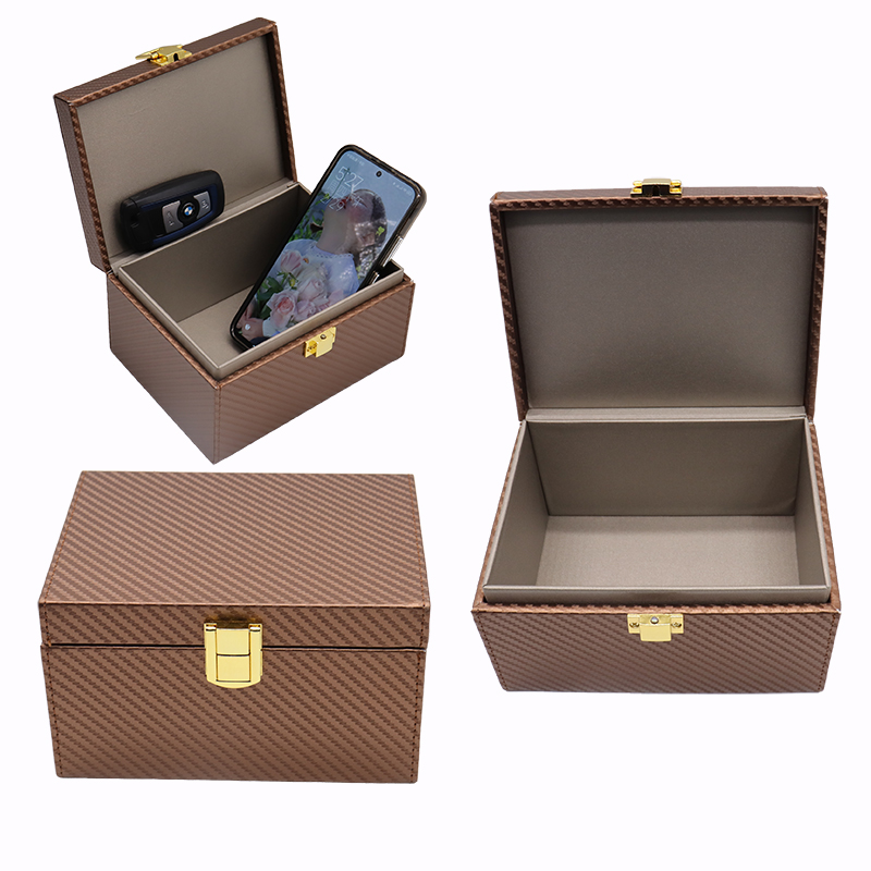 Three-color Faraday Boxes