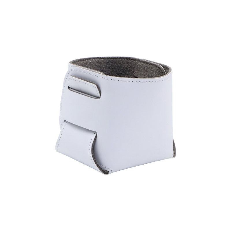 Pen Holder