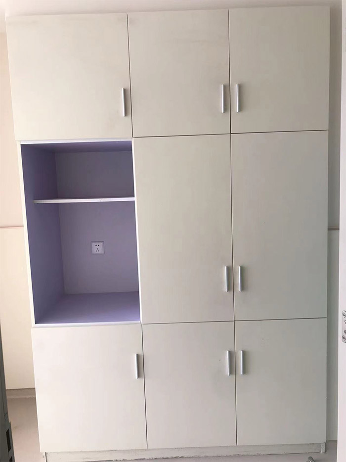 病房柜3门应用