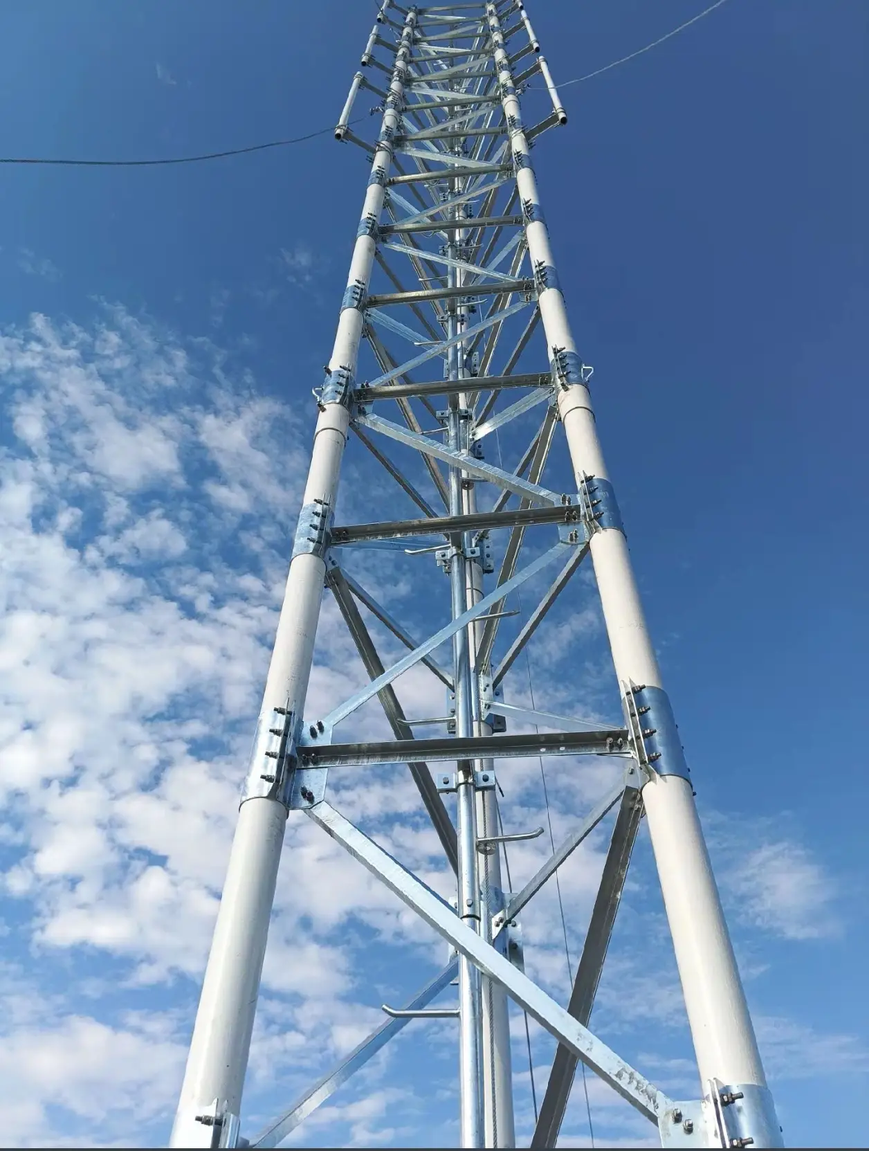 Epoxy Resin Insulated Communication Tower