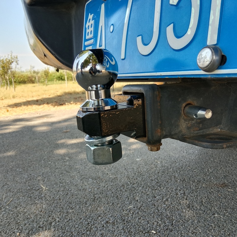 TOW&HITCH Trailer Hitch Ball Mount with Chrome Ball