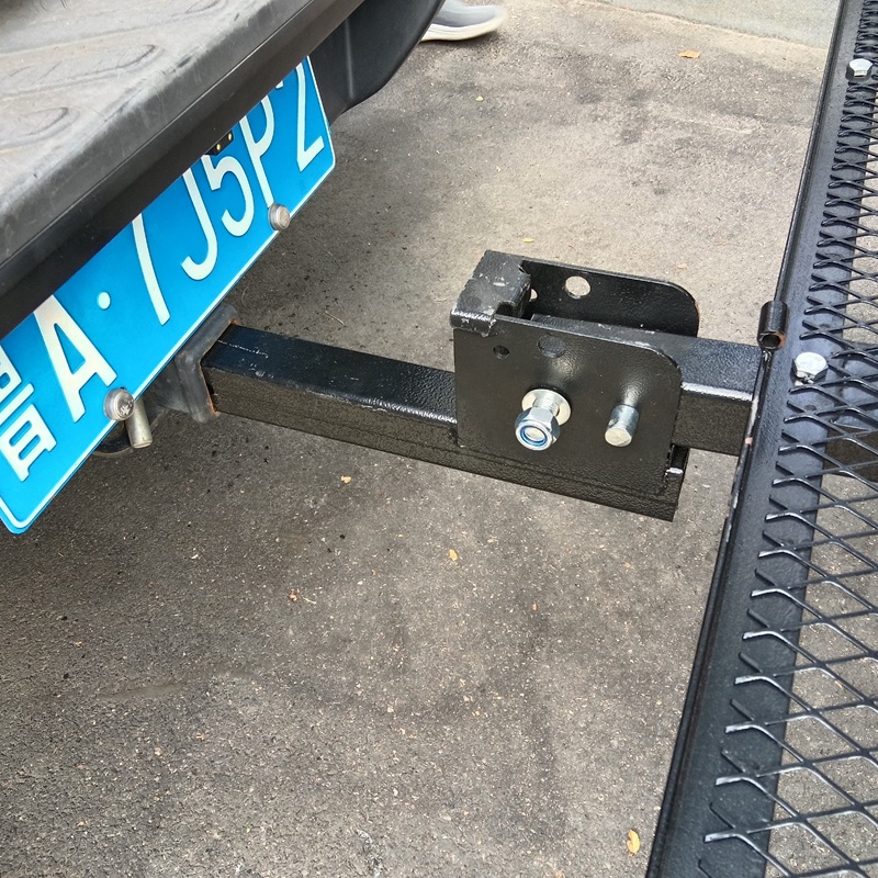 Hitch Cargo Carrier (48" x 20", 500 lbs TW)