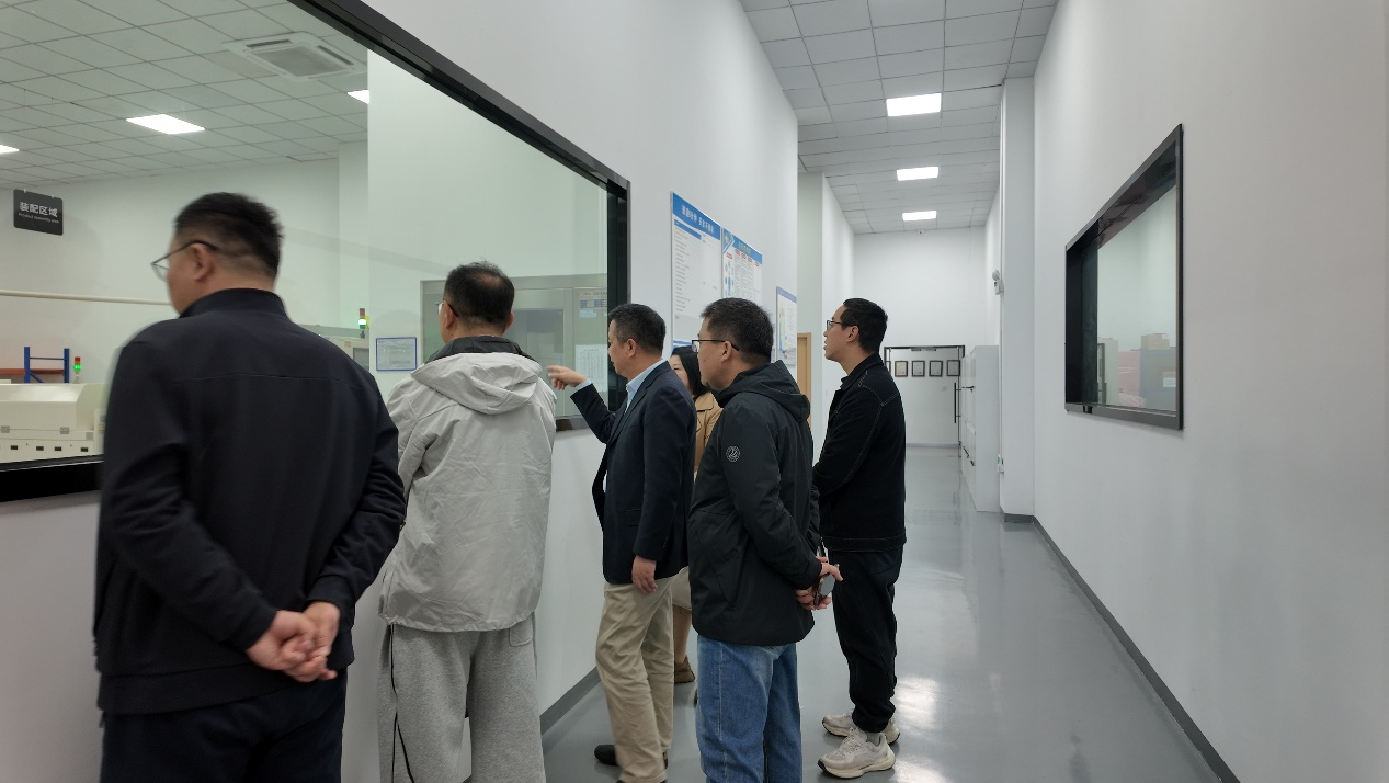 深化产业协同,共育未来人才 ——市半导体行业协会走进 MCT毫厘智能