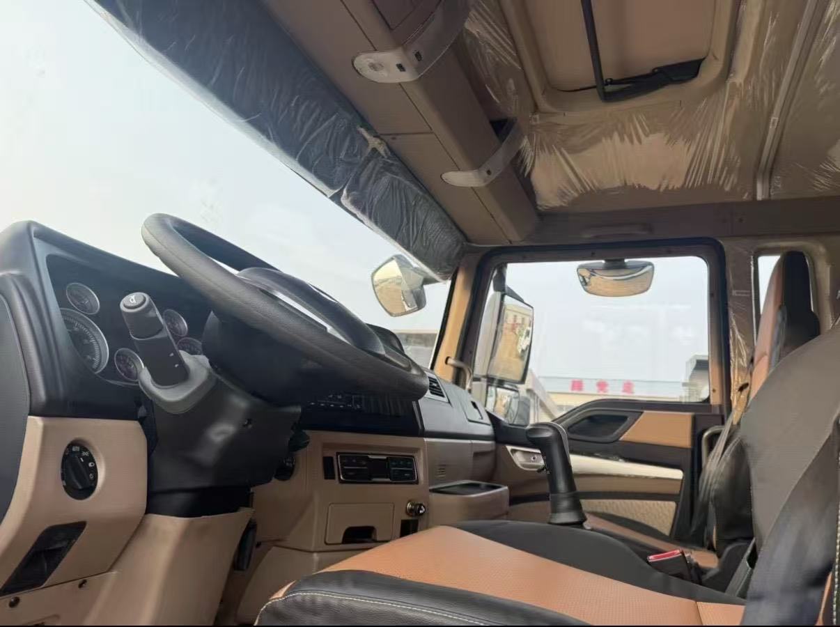 HOWO TX自卸车 6X4