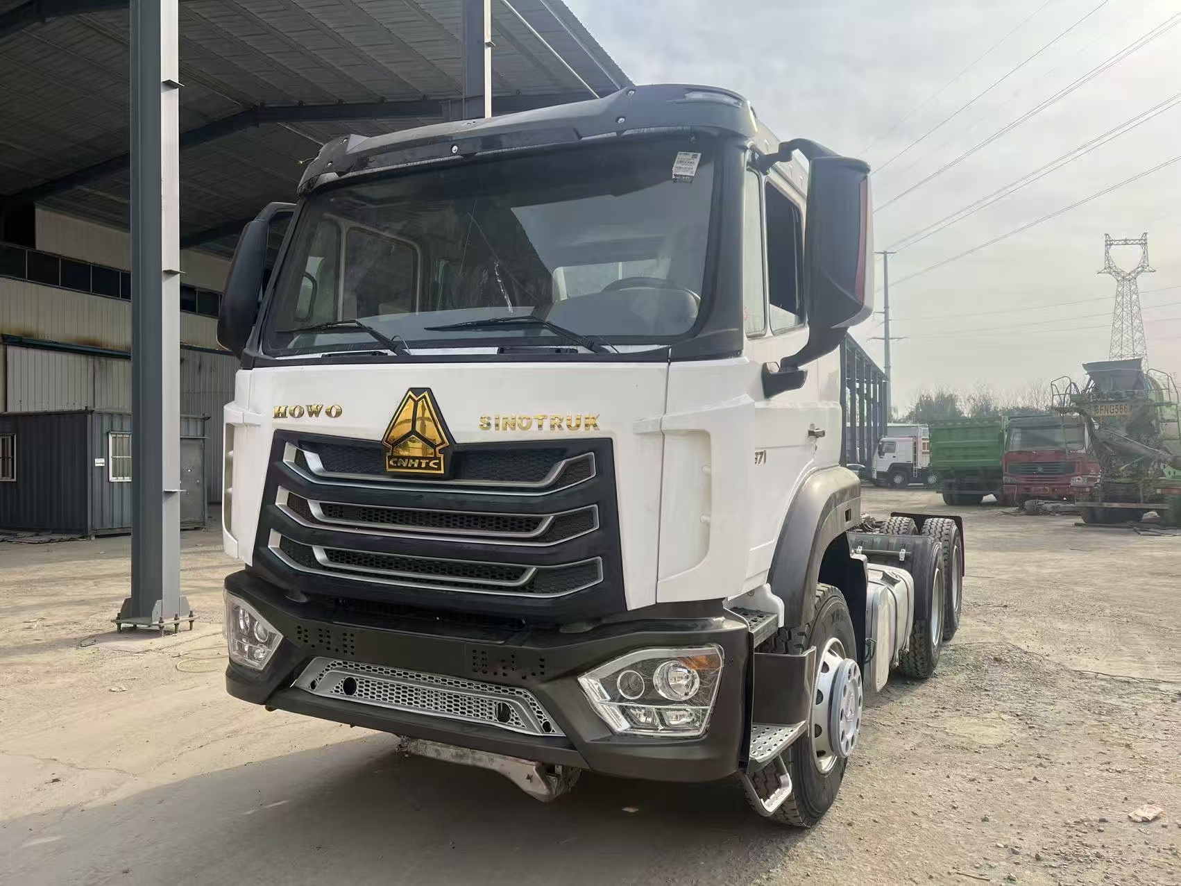 HOWO NX 牵引车 6X4