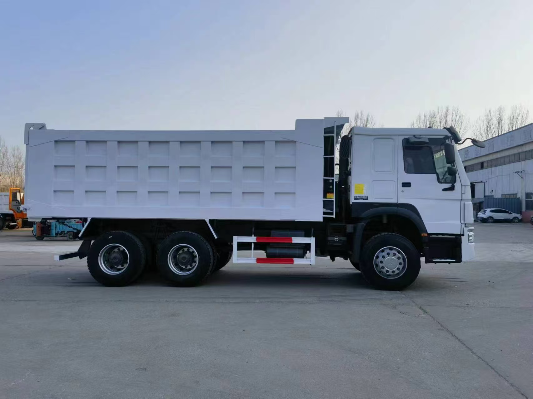 HOWO 自卸车 6X4