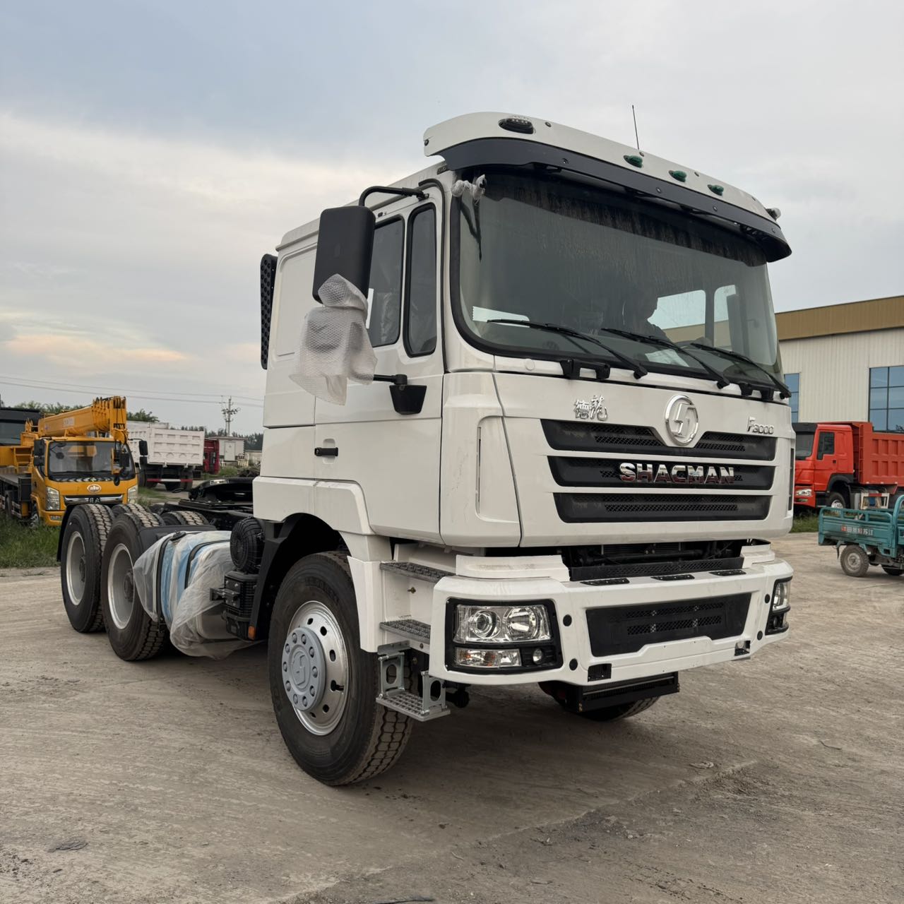 德龙f3000牵引车6X4