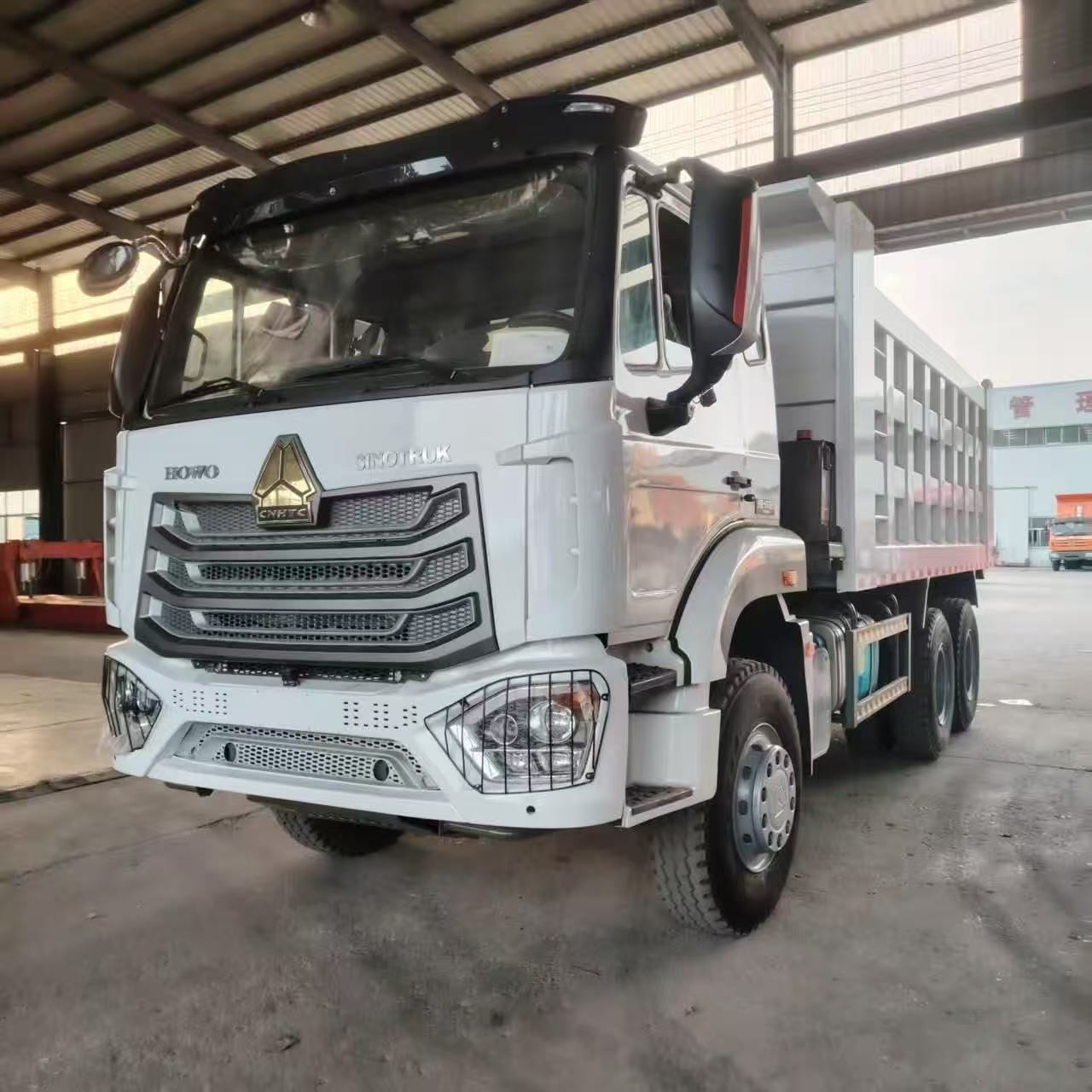 HOWO NX 自卸车 6X4