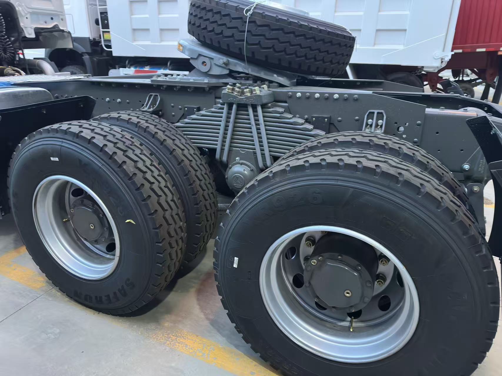 HOWO TX 牵引车6X4